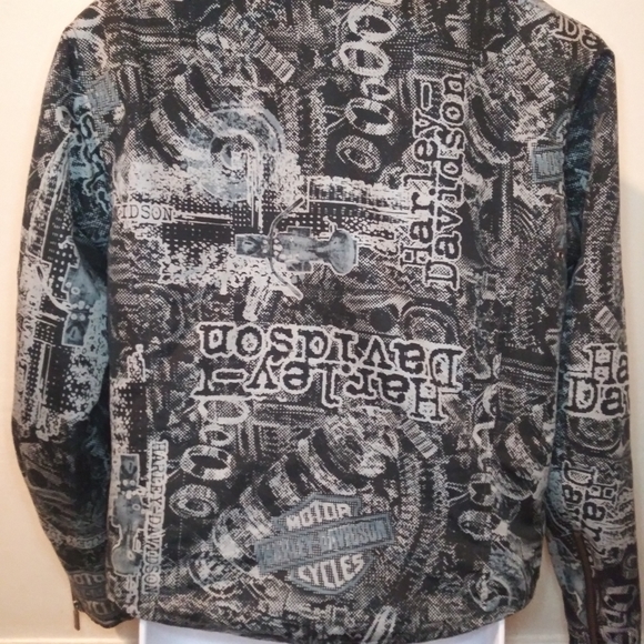 Harley-Davidson News Print Patterned Black & Gray Moto Jacket - Picture 9 of 16